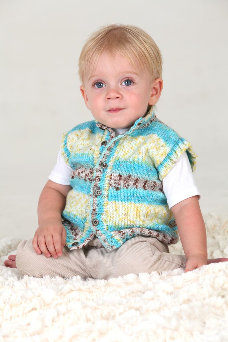 7456 - Button-Up Vest