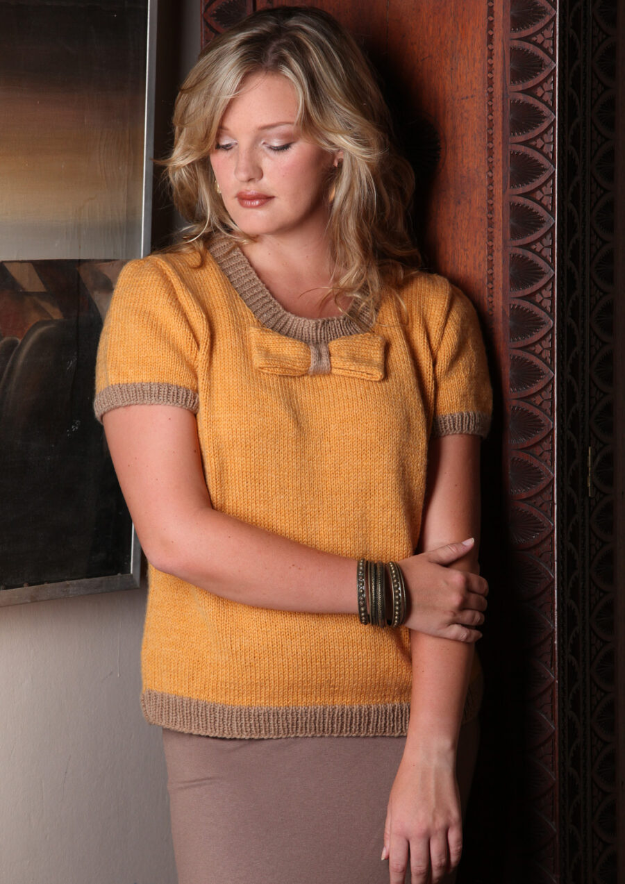 7232 - Bow Pullover