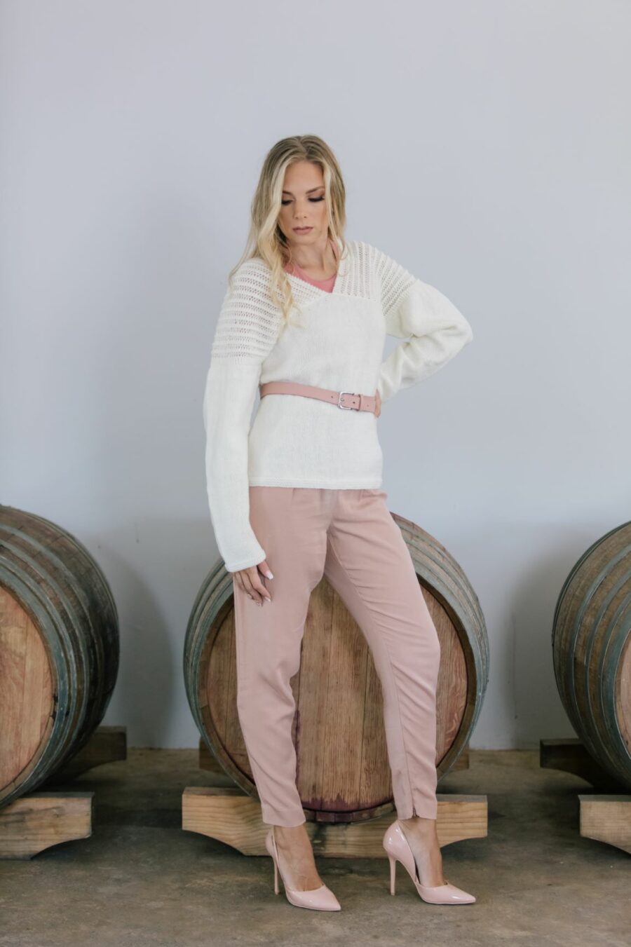 7854 - Lace Sleeve Pullover